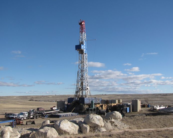 emails-show-interior-delivered-new-drilling-permits-for-burgum’s-billionaire-ally