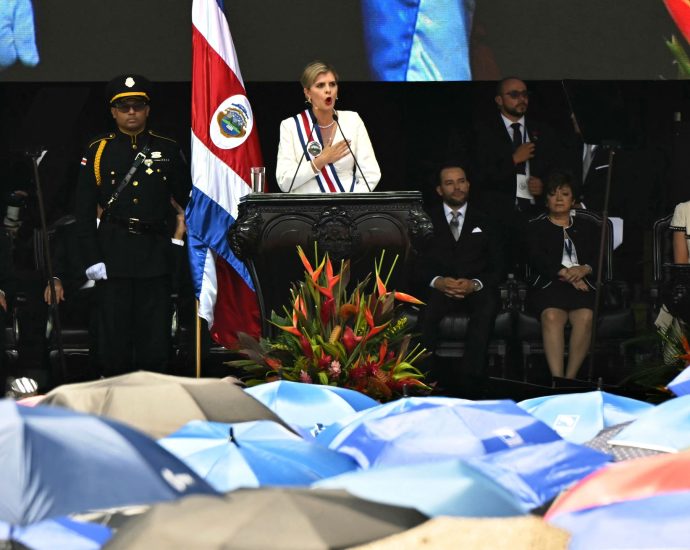 laura-fernandez-sworn-in-as-costa-rica’s-new-president