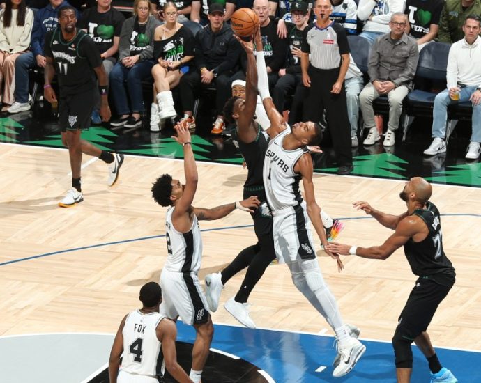 wembanyama-powers-spurs-past-t-wolves-as-knicks-beat-sixers-in-nba-playoffs