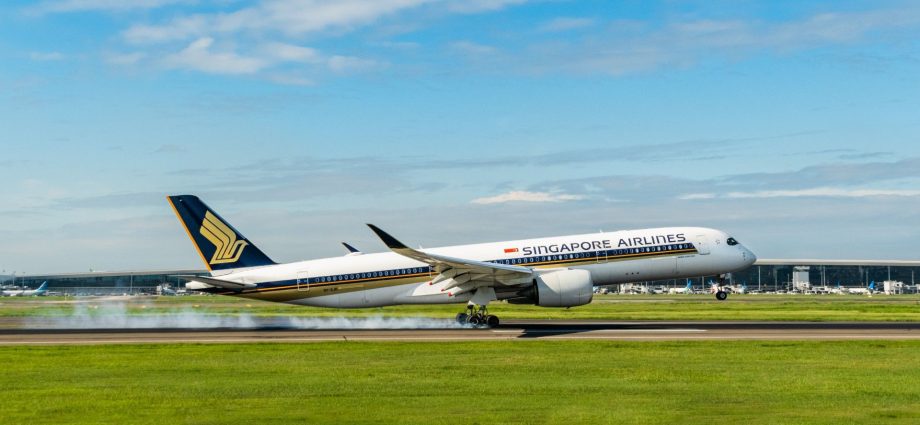 singapore-airlines-huge-growth:-record-128-weekly-flights-to-europe-for-2026