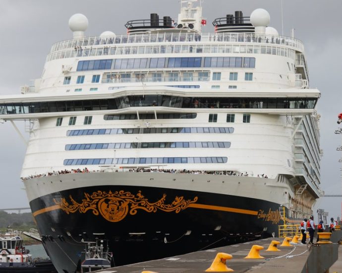 us-authorities-cancel-cruise-ship-worker-visas-over-child-abuse-case