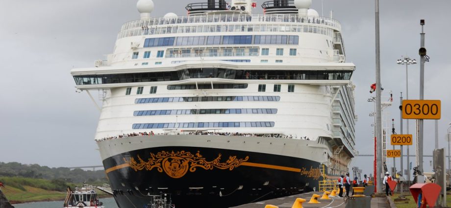 us-authorities-cancel-cruise-ship-worker-visas-over-child-abuse-case