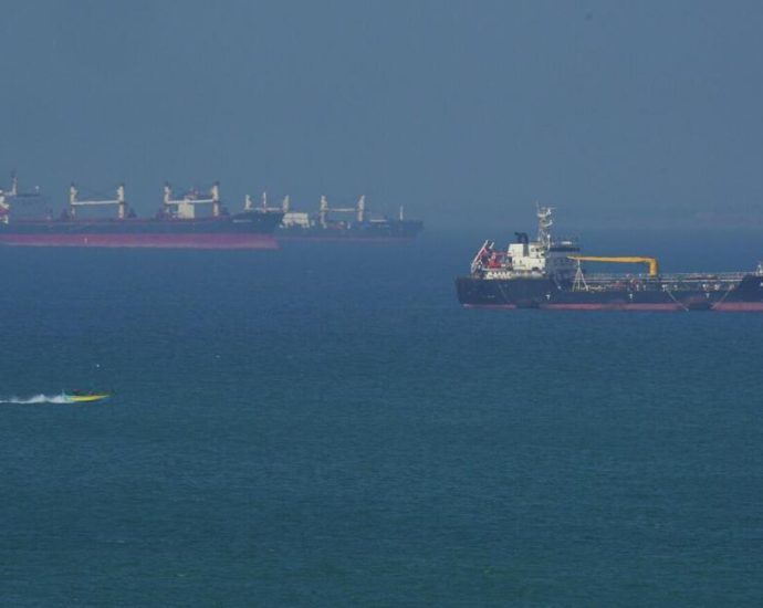 aramco,-adnoc-sneak-oil-through-hormuz-as-iran-menaces-strait
