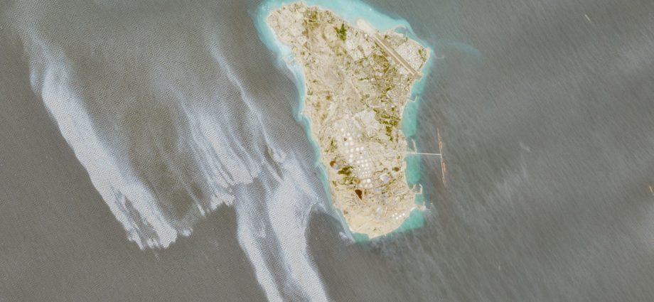 satellite-images-show-likely-oil-slick-off-iran’s-kharg-island