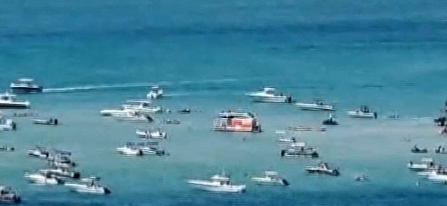 boat-explosion-reported-near-miami-beach-party-spot