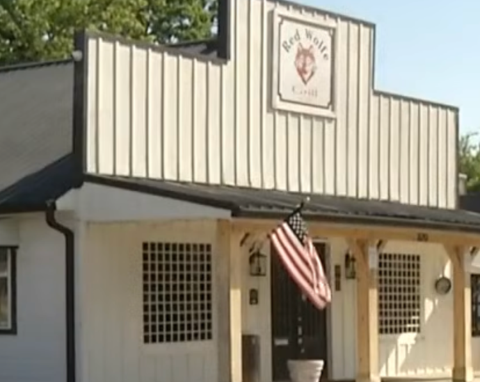 council-meeting-called-in-georgia-town-where-mayor-just-fired-entire-police-department