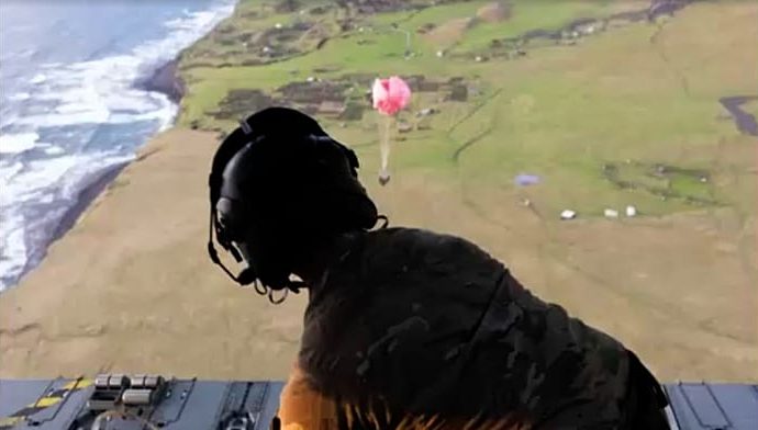 uk-army-parachutes-onto-remote-atlantic-island-over-suspected-hantavirus-case