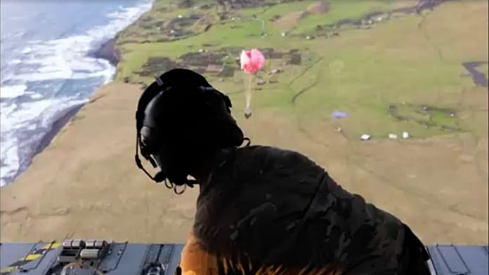 uk-army-parachutes-onto-remote-atlantic-island-over-suspected-hantavirus-case