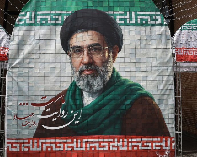 ‘totally-unacceptable:’-the-traitor-criticizes-iran’s-response-to-us-proposal