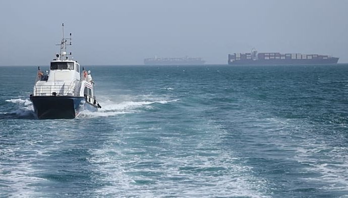 iran-warns-europe-against-sending-warships-to-hormuz-as-us-talks-gap-widens