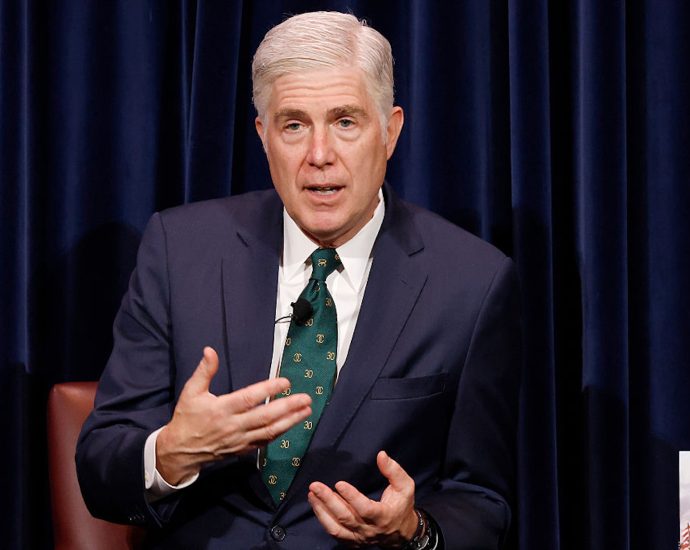 neil-gorsuch’s-right-wing-book-tour-blows-up-in-his-face