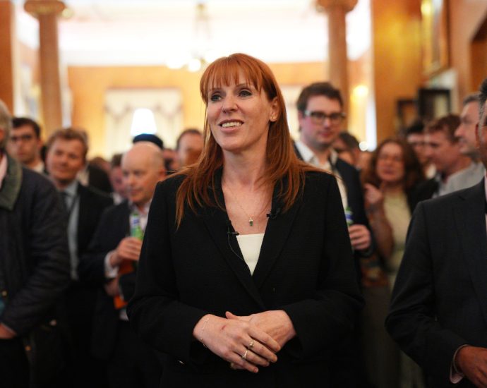 who-could-challenge-keir-starmer-for-the-uk-pm’s-job?-meet-the-candidates