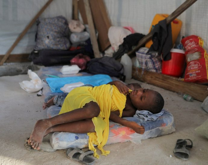 hundreds-displaced,-medical-services-suspended-amid-gang-violence-in-haiti