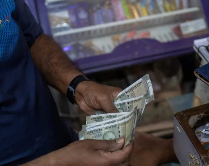 Indian consumers tighten wallets, stay selective on big-ticket buys as economic uncertainty lingers: Deloitte