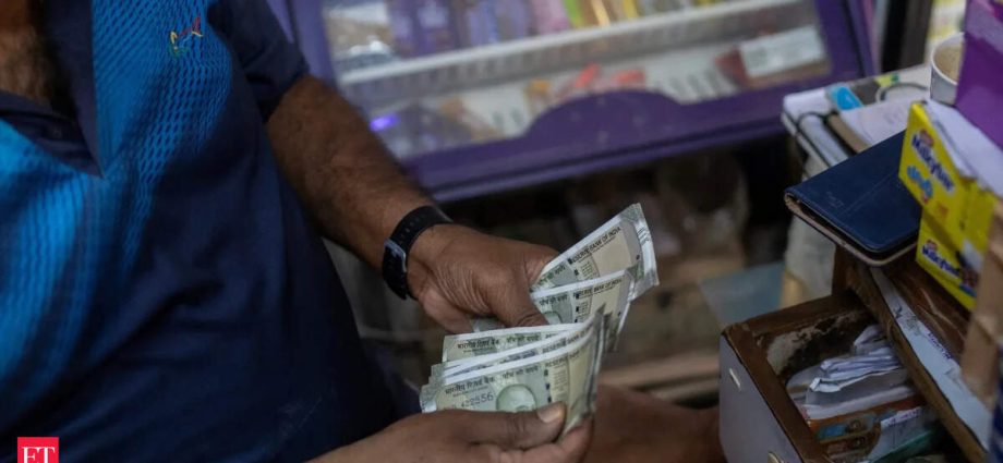 Indian consumers tighten wallets, stay selective on big-ticket buys as economic uncertainty lingers: Deloitte