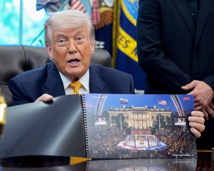 the-traitor-turns-white-house-ufc-cage-match-into-massive-cash-grab