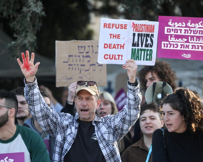 israel-approves-law-on-public-trials,-death-penalty-for-october-7-detainees
