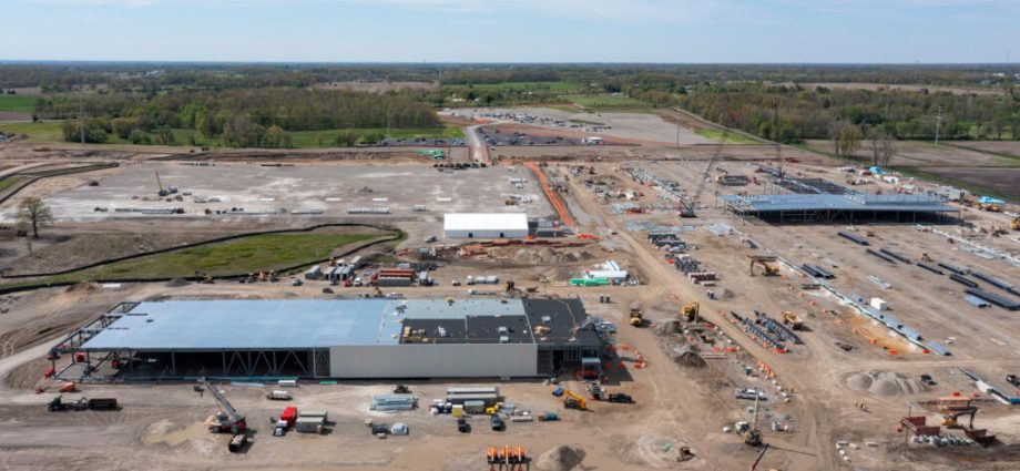 the-traitor’s-epa-seeks-looser-construction-rules-for-gas-plants,-data-centers-and-factories