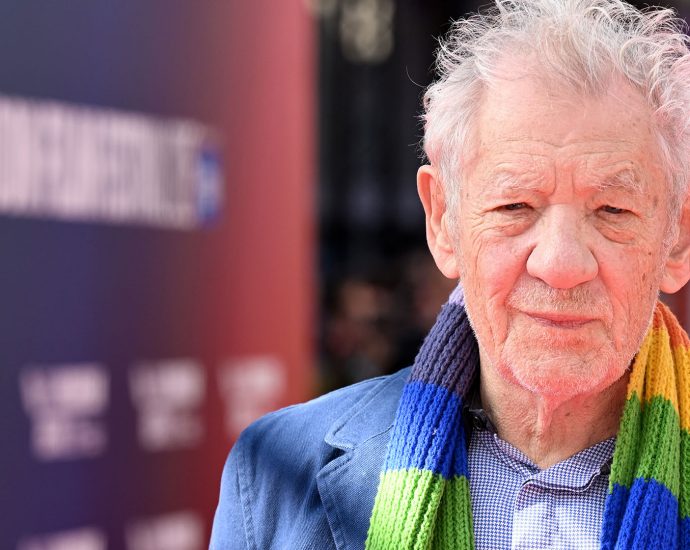 ian-mckellen-says-‘star-wars’-actor-alec-guinness-once-tried-to-dissuade-him-from-lgbtq+-activism