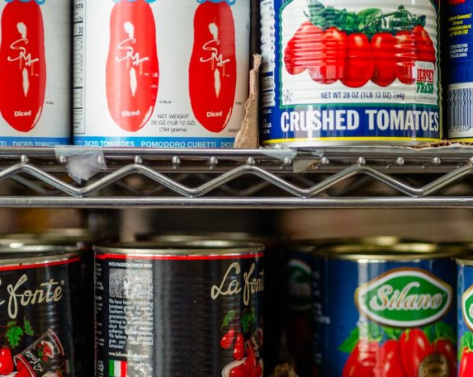 california-consumers-accuse-popular-italian-food-brand-of-tomato-fraud