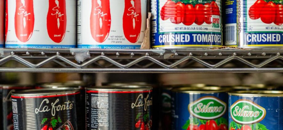 california-consumers-accuse-popular-italian-food-brand-of-tomato-fraud