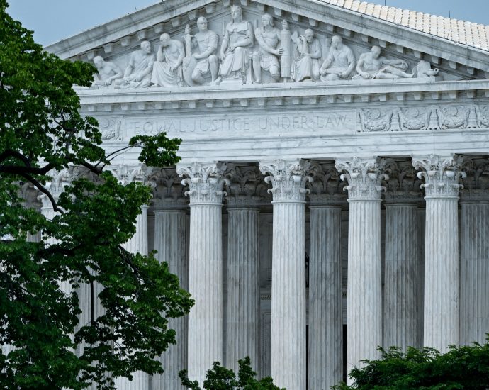 Supreme Court Clears Path for Alabama to Use New Voting Map