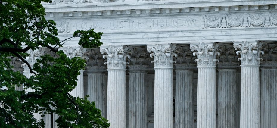 Supreme Court Clears Path for Alabama to Use New Voting Map