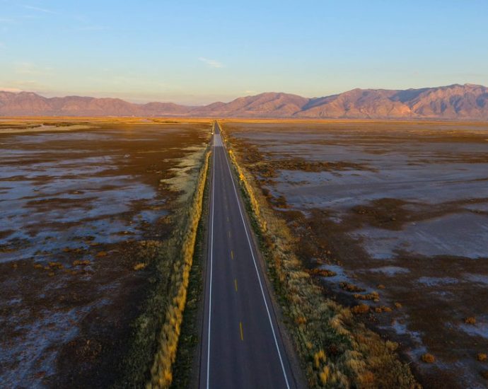 a-massive-ai-data-center-transforms-rural-utah-into-a-national-flash-point