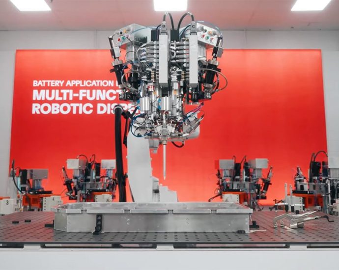 inside-henkel’s-battery-application-center,-where-adhesive-formulations-meet-production-line-robots