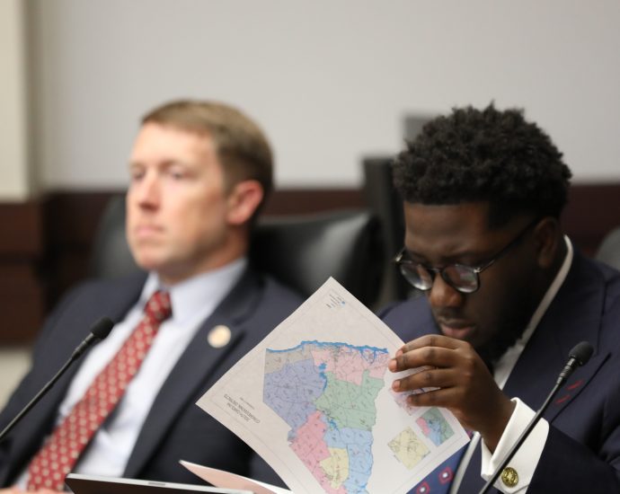 south-carolina-governor-may-defy-legislature,-call-special-redistricting-session