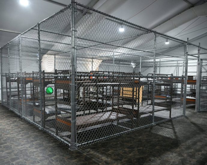 florida-to-close-alligator-alcatraz,-news-report-says