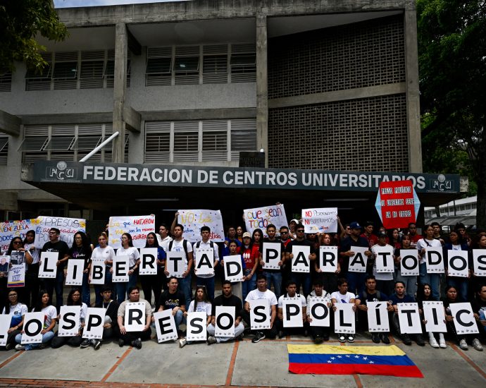 students-in-caracas-to-demand-release-of-political-prisoners
