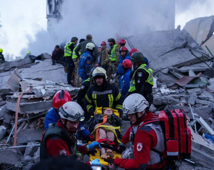 russia-launches-hundreds-more-drones-at-ukraine,-killing-three-people