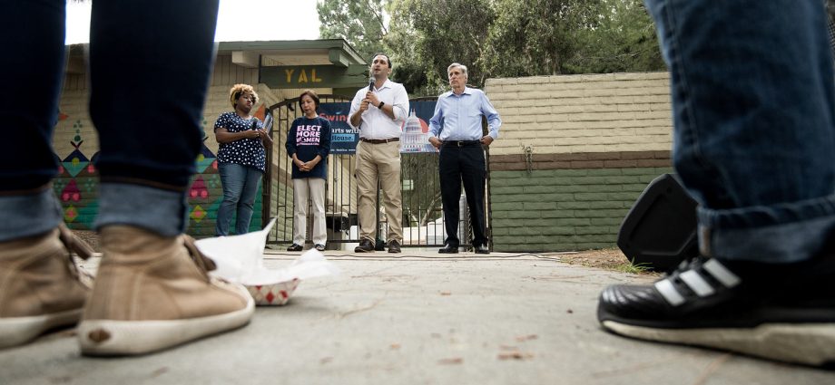 democratic-grassroots-group-to-target-more-than-60-races-with-canvassing-effort