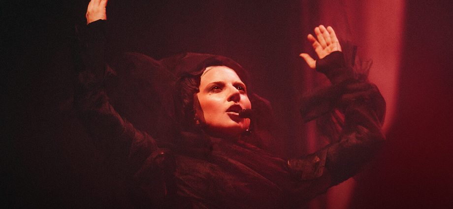 lady-gaga-is-turning-‘mayhem’-into-a-gothic-funeral-for-apple-music-live