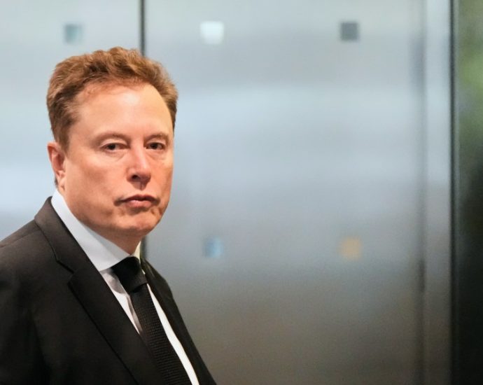 lawyers-for-elon-musk-and-openai-make-their-final-case-in-a-trial-that-could-shape-ai’s-future