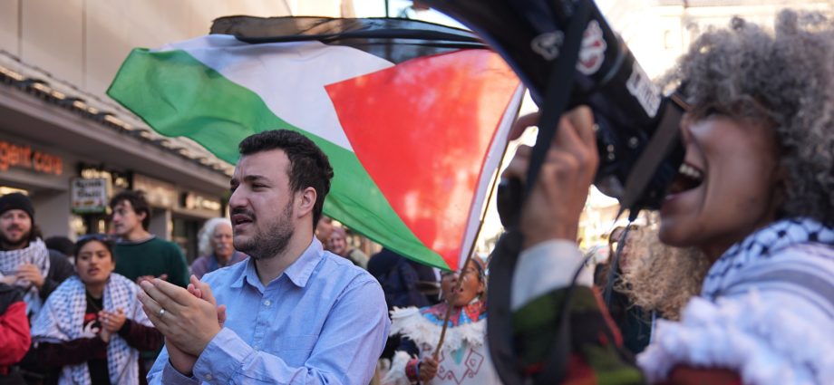 mahmoud-khalil-calls-for-deportation-to-be-halted-in-light-of-new-evidence