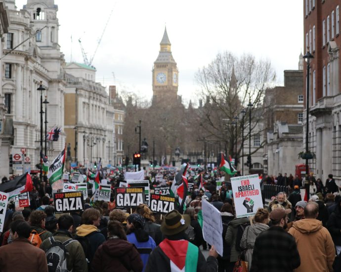 britain-is-losing-the-ability-to-tell-anti-semitism-from-dissent