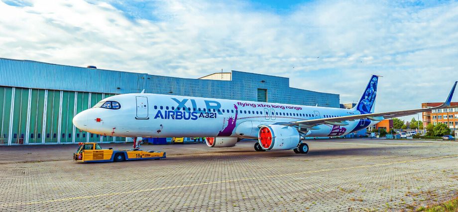 bad-backlog:-here’s-why-airlines-are-ordering-record-numbers-of-planes-but-still-can’t-get-them