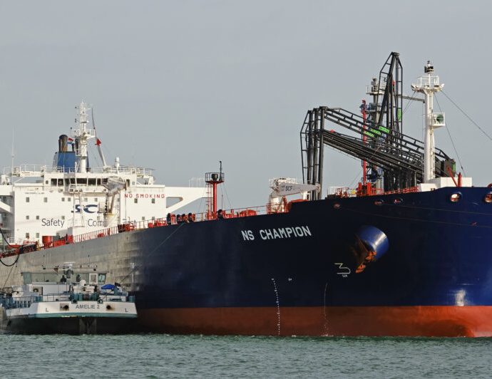 us-sanctions-relief-for-russian-oil-shipments-appears-to-end-with-no-renewal-issued