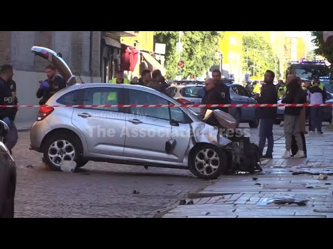 driver-crashes-into-pedestrians-in-northern-italy,-injuring-8