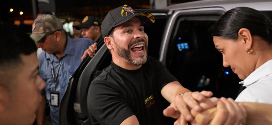 two-presidential-campaign-staffers-killed-in-colombia-as-elections-near