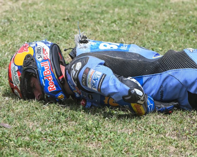 fabio-di-giannantonio-wins-shortened-catalan-motogp-after-marquez-crash