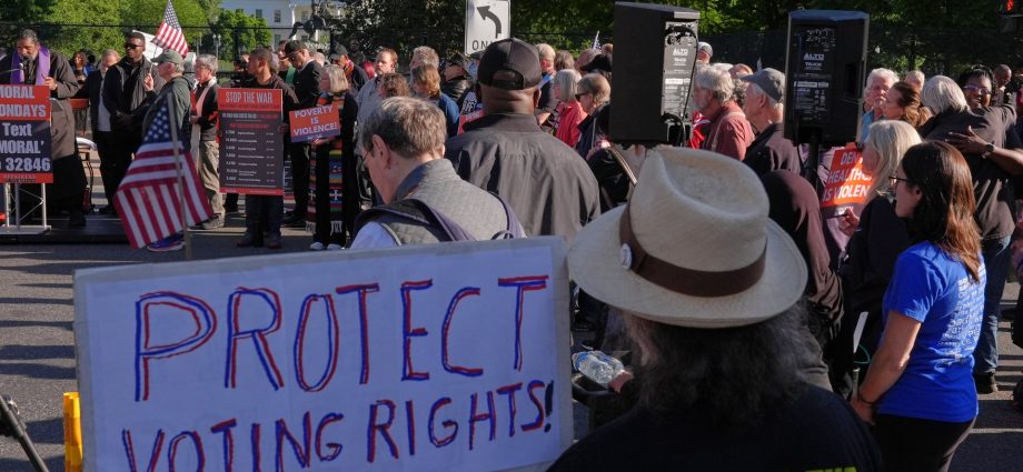 the-supreme-court’s-voting-rights-act-ruling-shook-the-south.-now,-it’s-moving-north