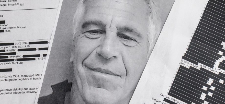 france-listening-to-10-‘new’-suspected-victims-of-epstein:-prosecutor