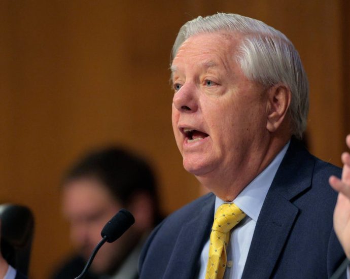 lindsey-graham-has-ruthless-reminder-for-republicans-who-cross-the-traitor