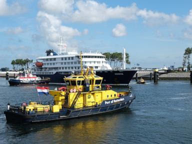 hantavirus-stricken-cruise-ship-arrives-in-the-netherlands