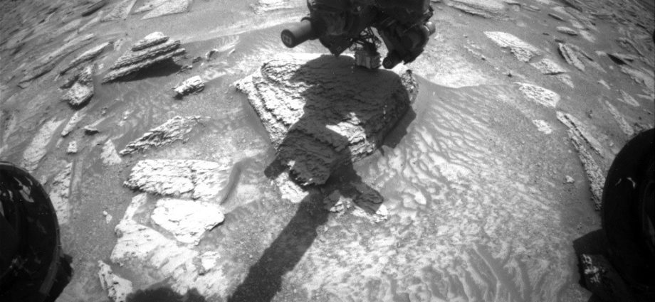 curiosity-blog,-sols-4893-4899:-drilling-at-campo-marte-and-a-visit-from-the-psyche-spacecraft