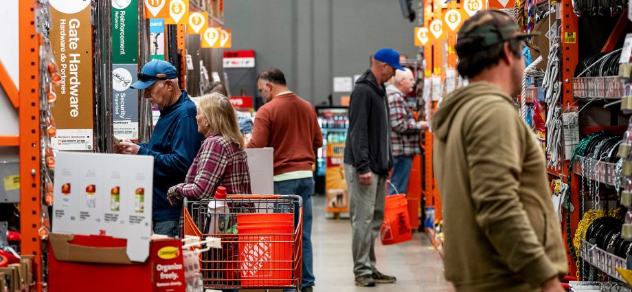 are-consumers-cracking-under-the-weight-of-high-prices?-we’re-about-to-find-out.