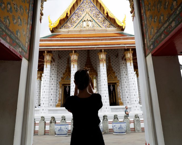 thailand-to-slash-tourist-visa-free-stays